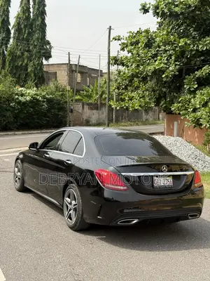 Mercedes-Benz C300 Sport 4Matic Sedan AWD (2.0L 4cyll 7A) 2016 Black