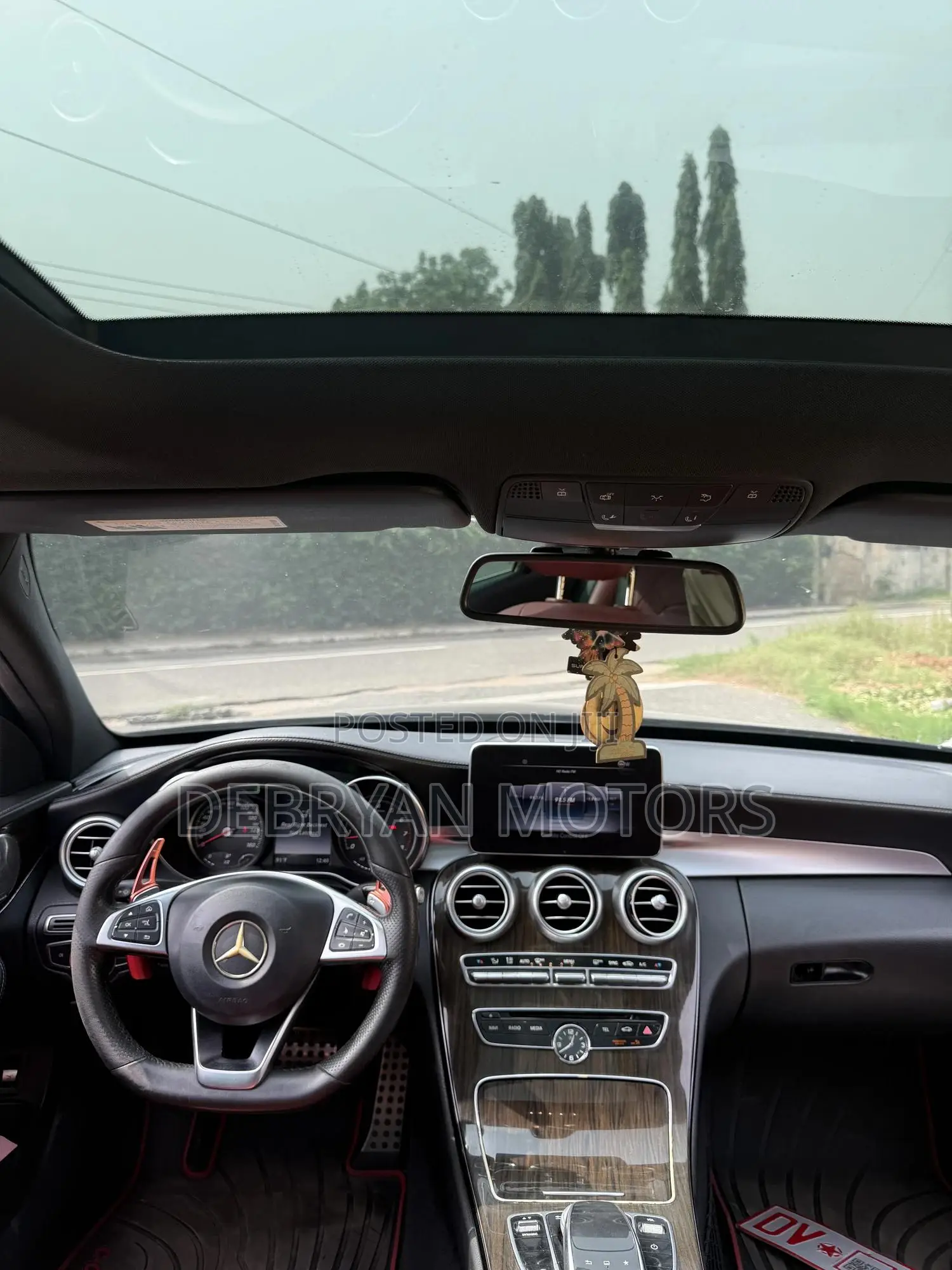 Mercedes-Benz C300 Sport 4Matic Sedan AWD (2.0L 4cyll 7A) 2016 Black