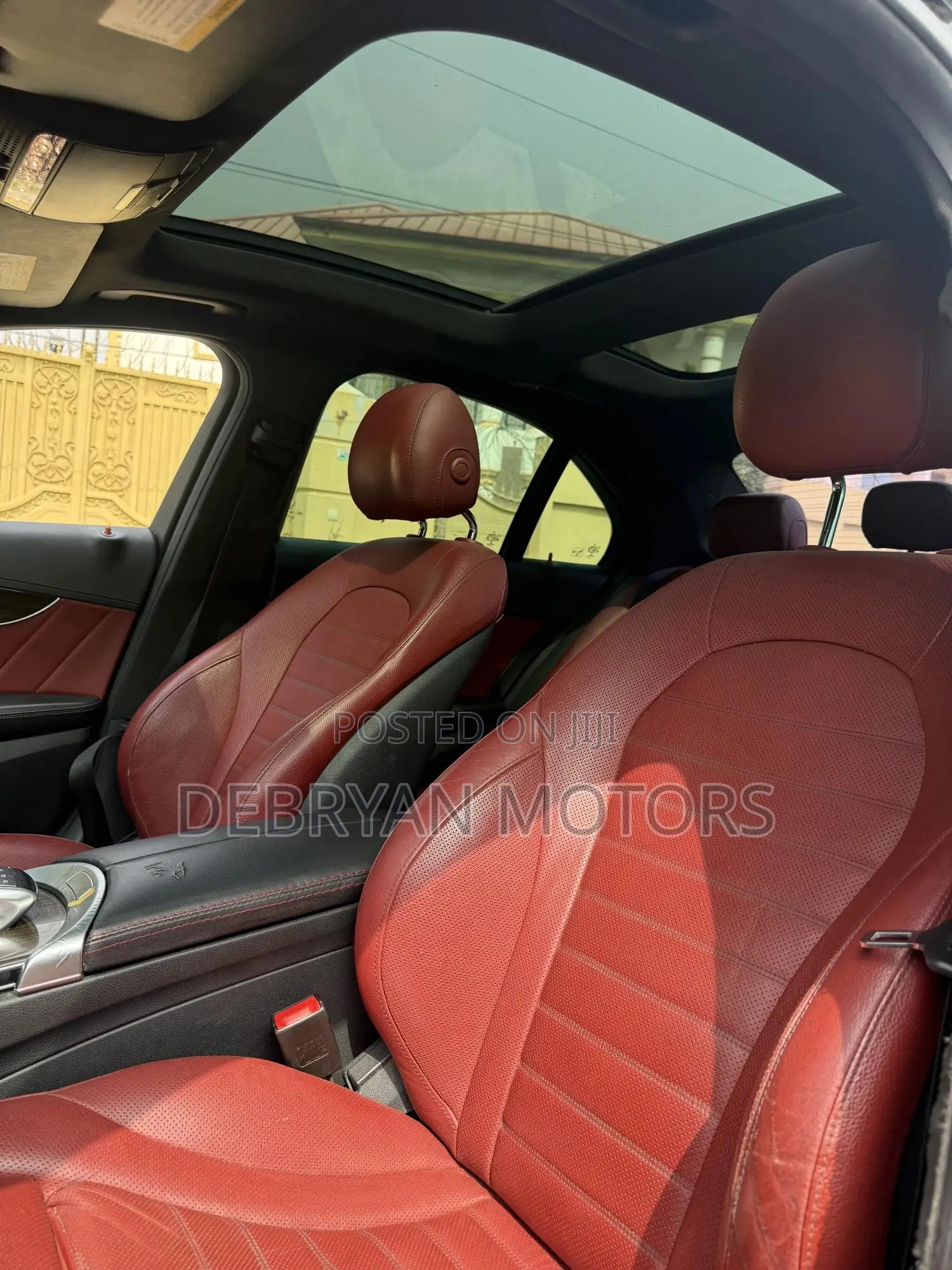 Mercedes-Benz C300 Sport 4Matic Sedan AWD (2.0L 4cyll 7A) 2016 Black