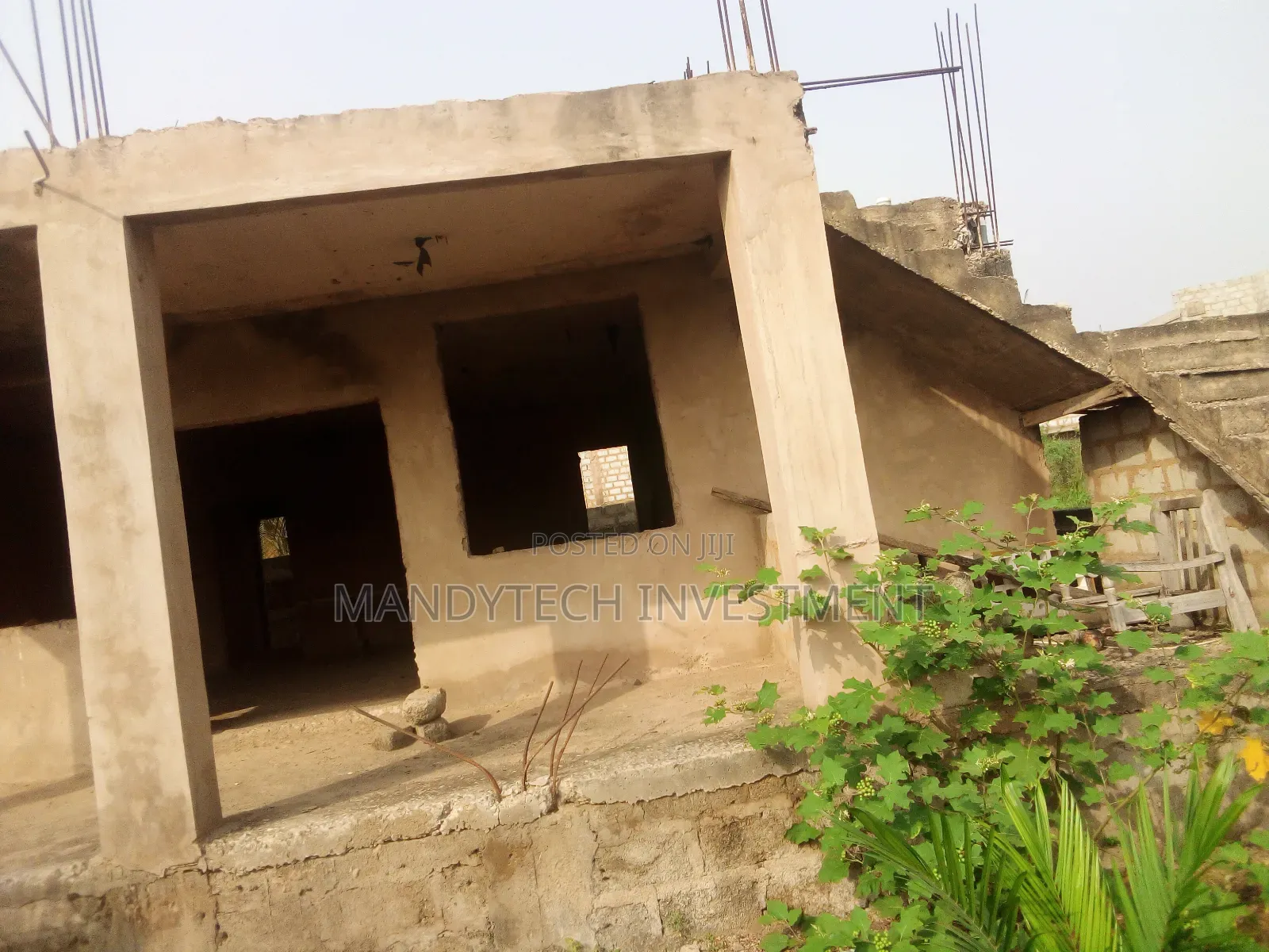 4bdrm Apartment in Lake Side Estate for sale