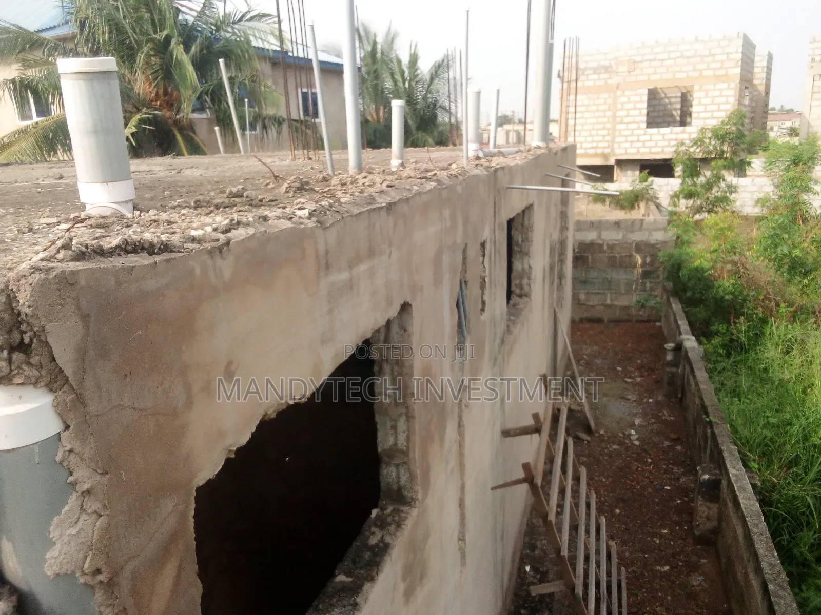 4bdrm Apartment in Lake Side Estate for sale