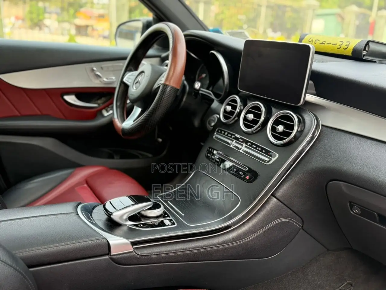 Mercedes-Benz GLC-Class 2019 White