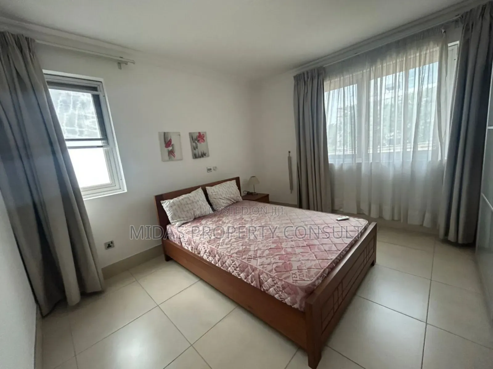 Furnished 3bdrm Apartment in Ridge for rent
