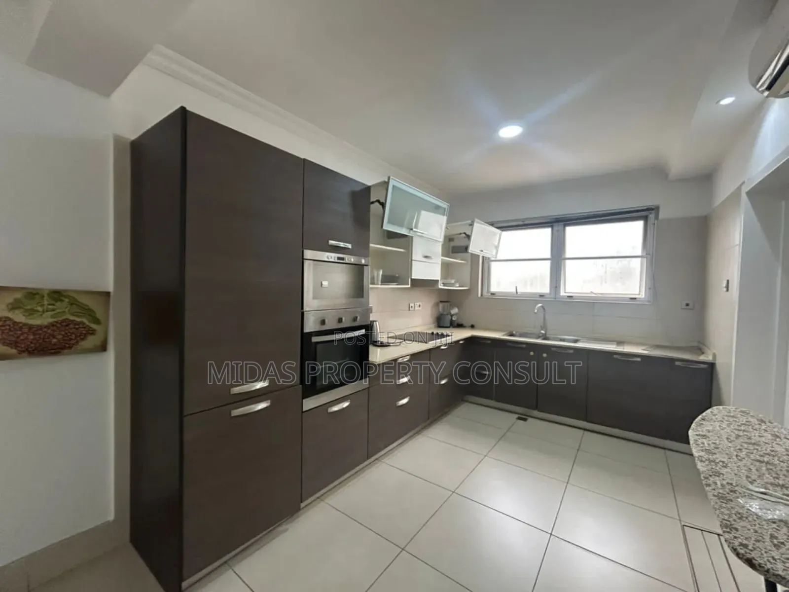 Furnished 3bdrm Apartment in Ridge for rent