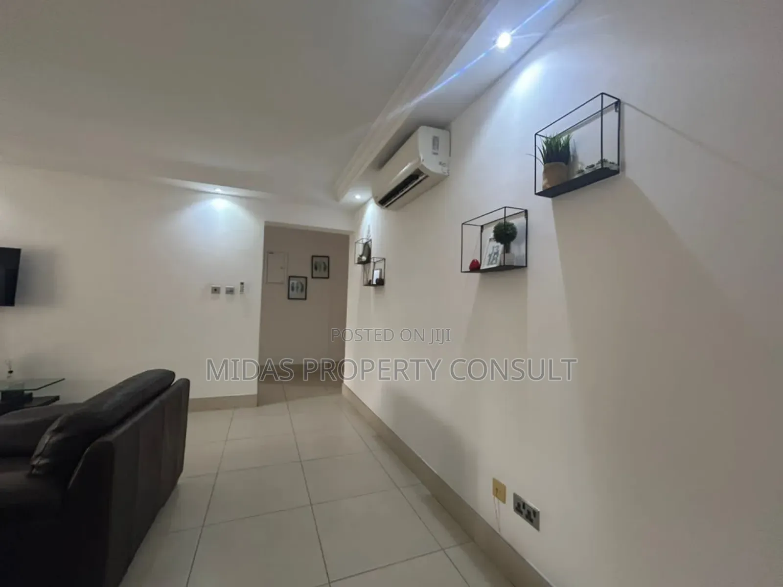 Furnished 3bdrm Apartment in Ridge for rent