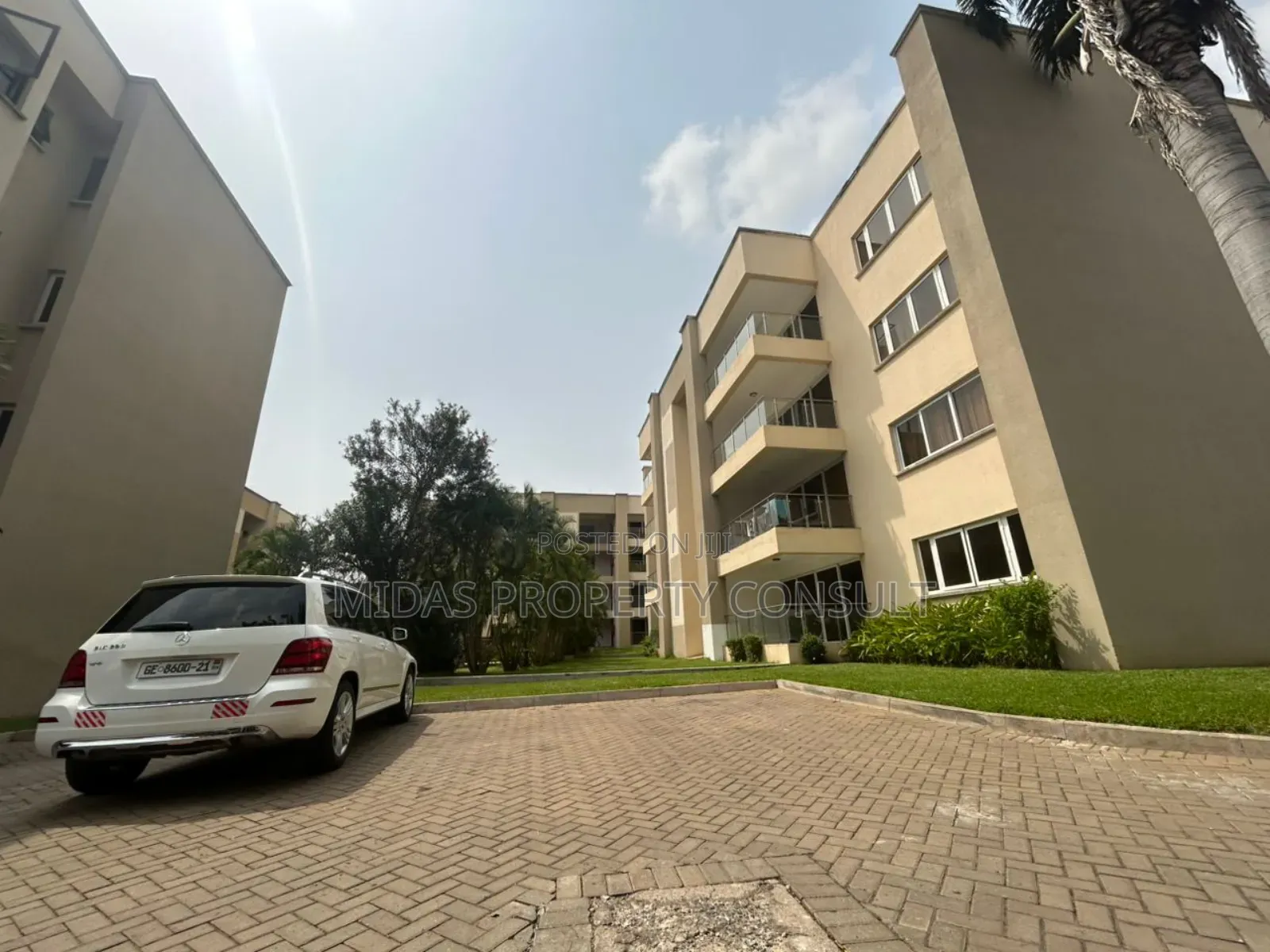 Furnished 3bdrm Apartment in Ridge for rent
