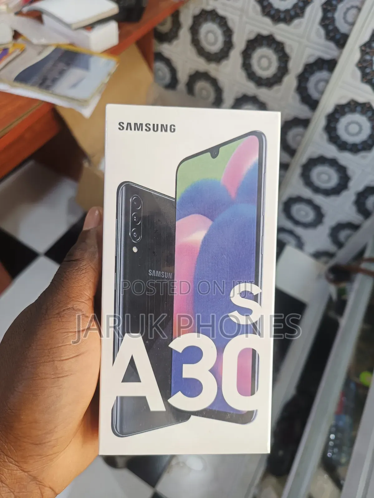 New Samsung Galaxy A30s 128 GB Black
