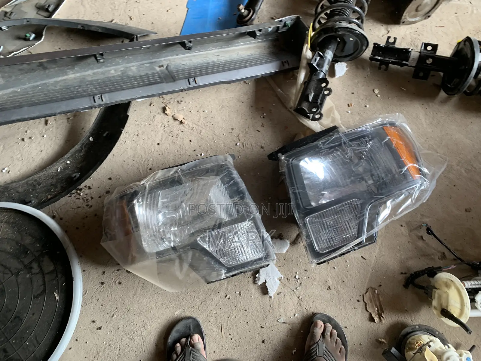 Ford F150 Headlight