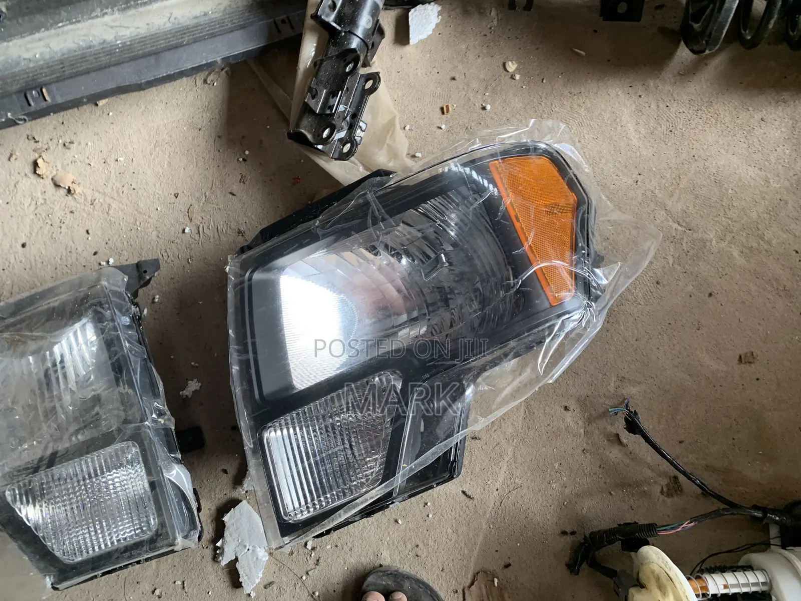 Ford F150 Headlight