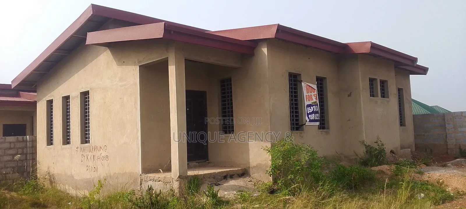 3bdrm House in Oyibi for sale
