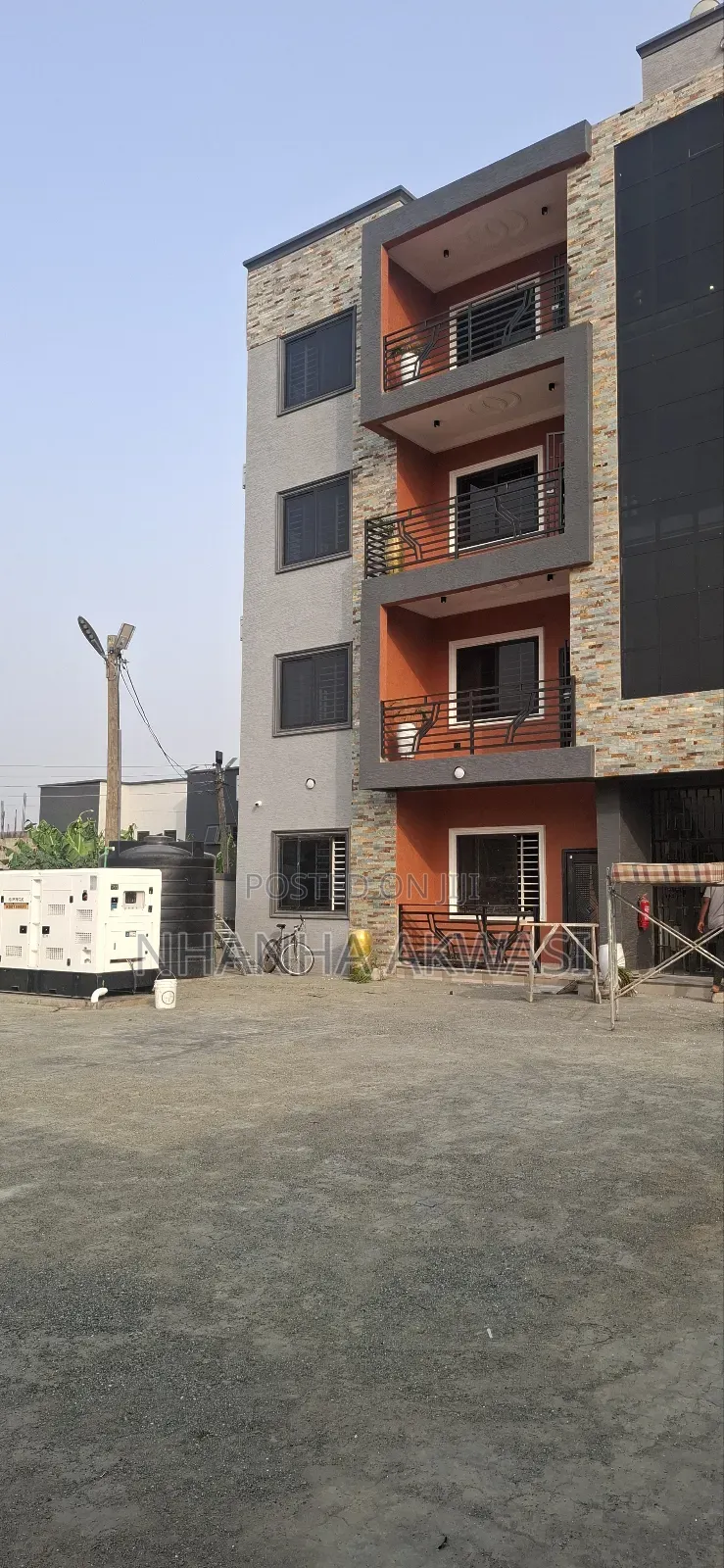 2bdrm Apartment in Lashibi Drc, Tema Metropolitan for rent