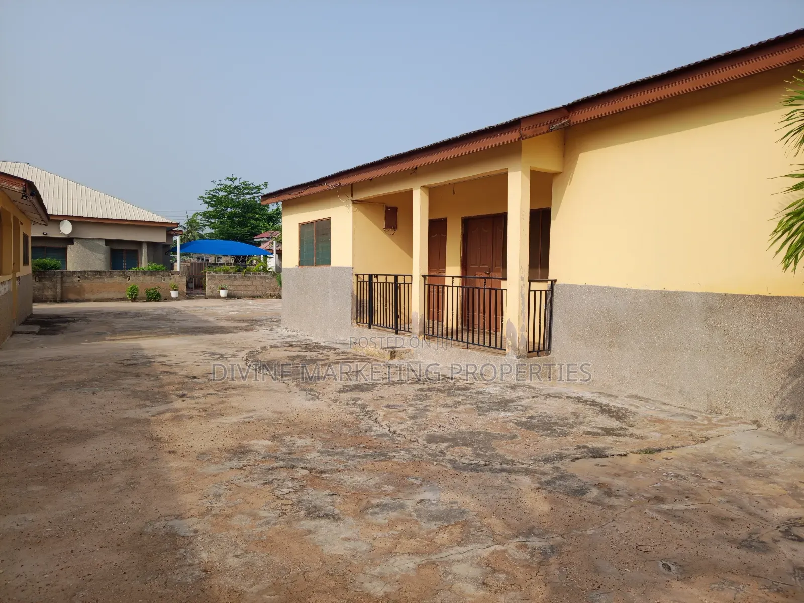4bdrm Apartment in Santa Maria, Accra Metropolitan for sale