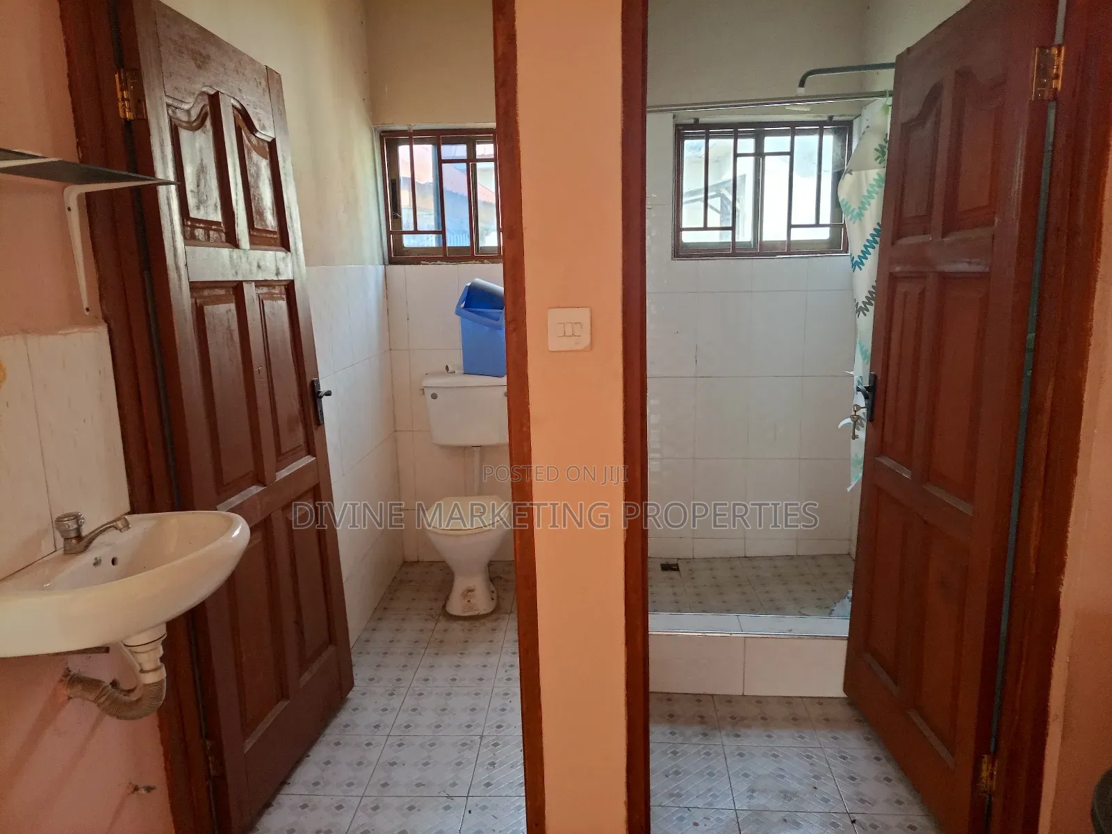4bdrm Apartment in Santa Maria, Accra Metropolitan for sale