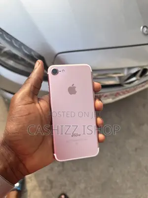Apple iPhone 7 128 GB Gold