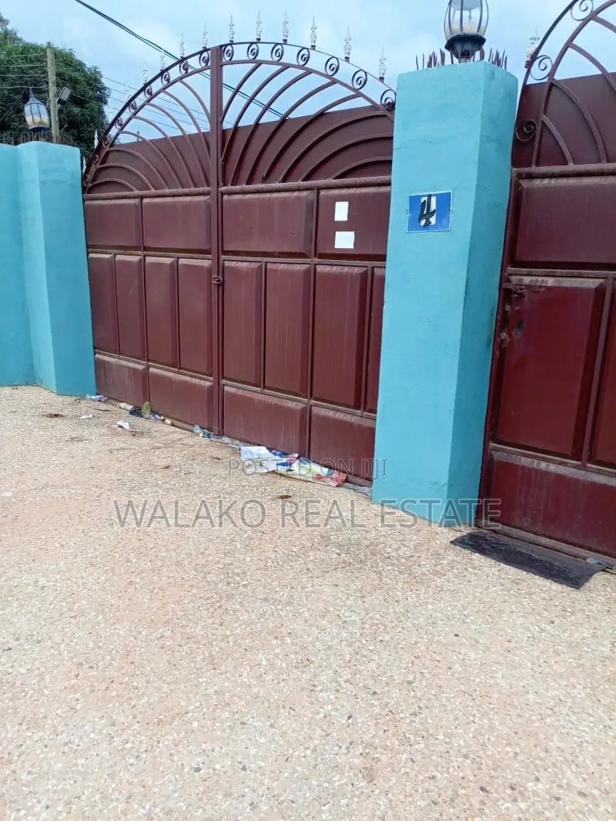 4bdrm House in Taifa-Burkina for sale