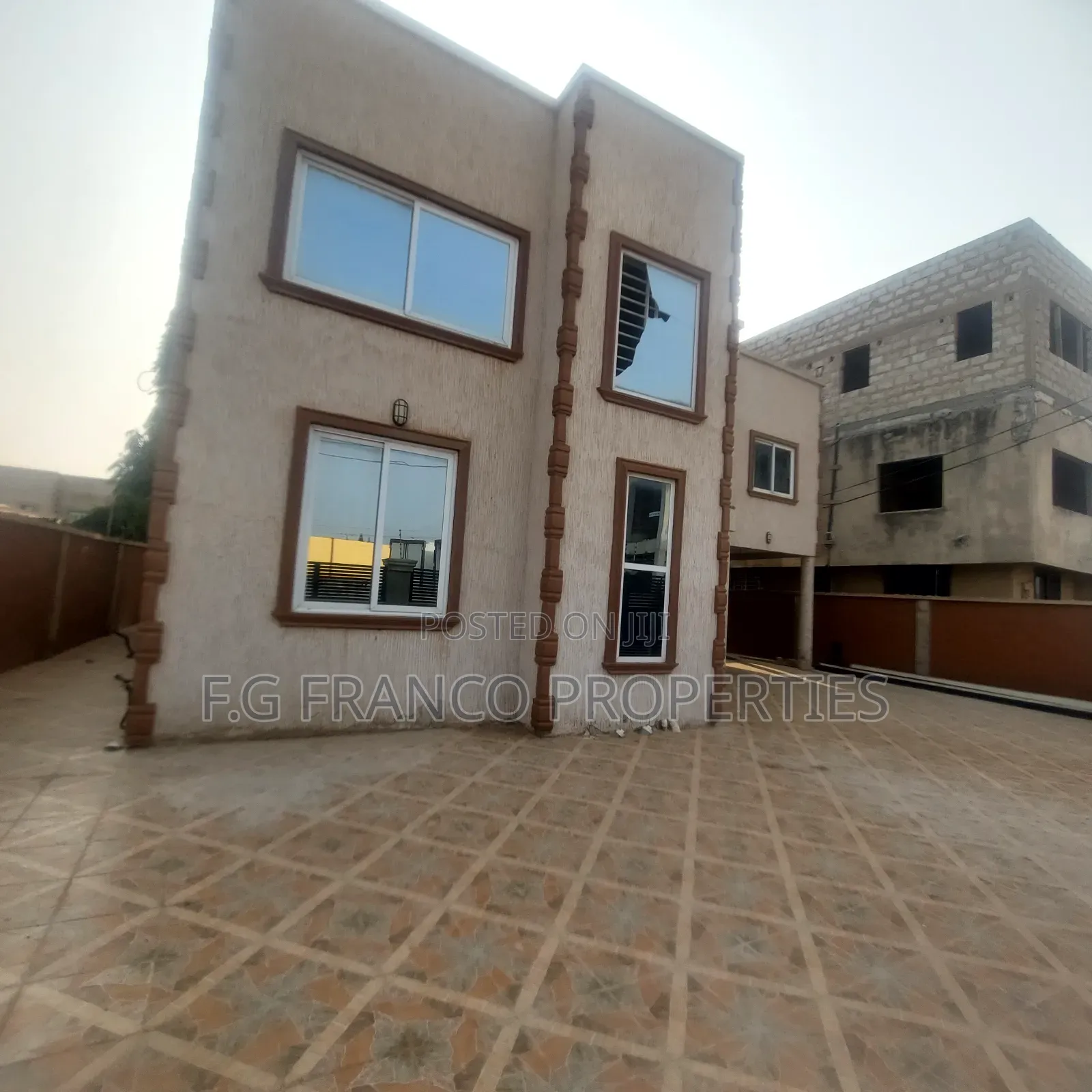 4bdrm House in Kg.Franco Properties, Spintex for sale