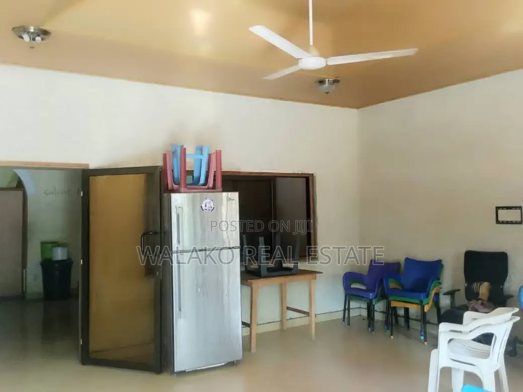 4bdrm House in Kwabenya for sale