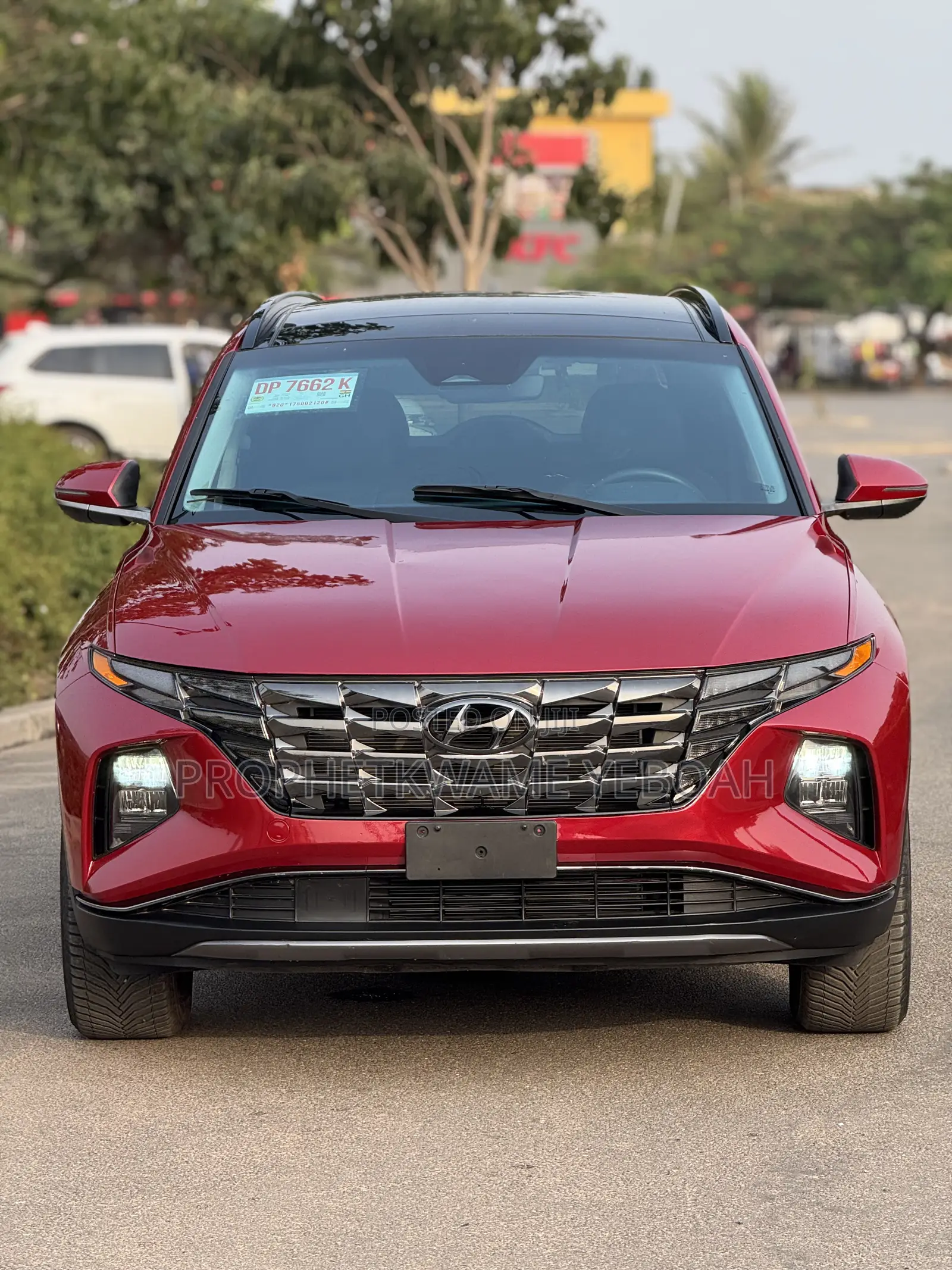 Hyundai Tucson SE 2024 Red