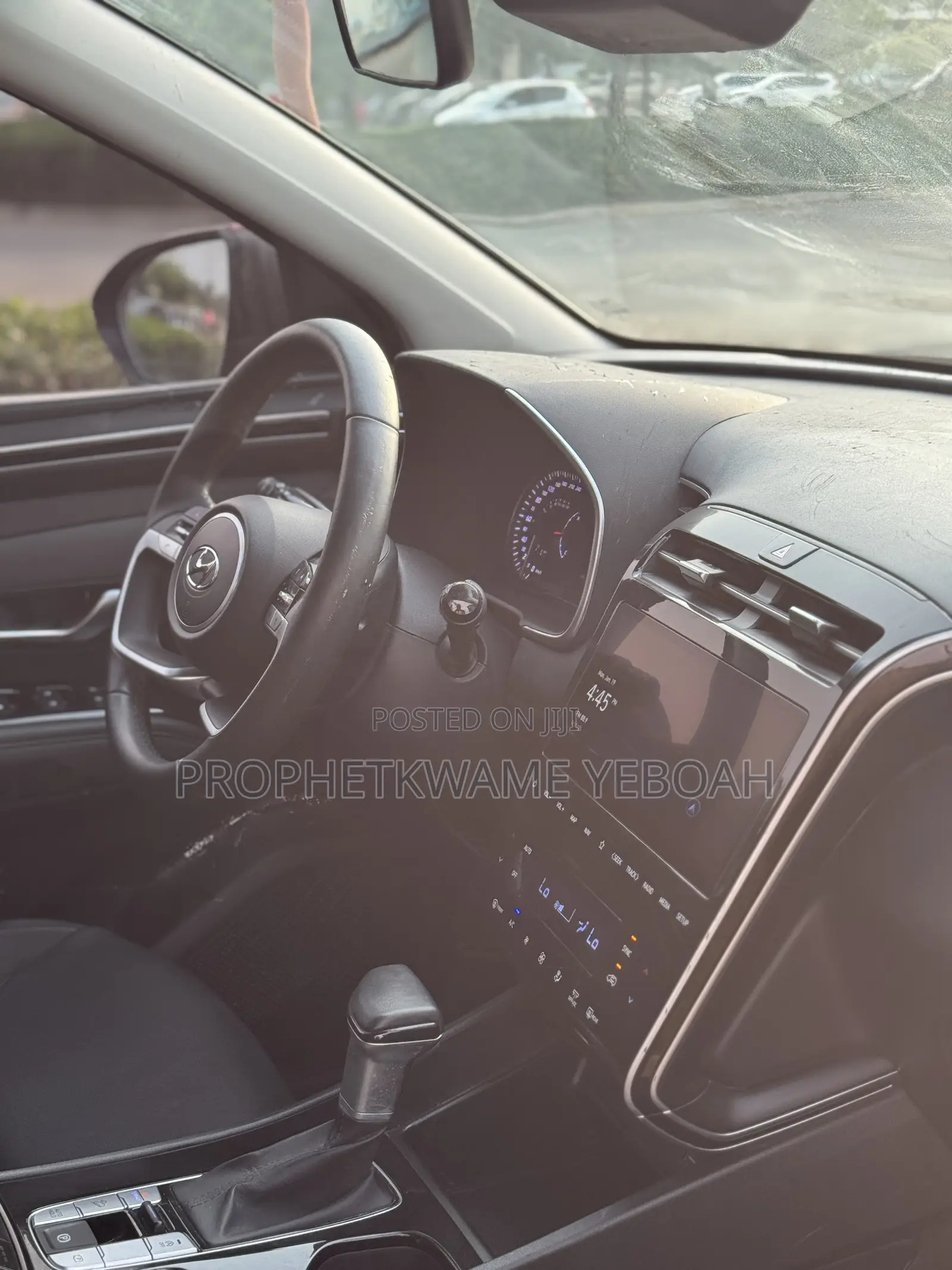 Hyundai Tucson SE 2024 Red