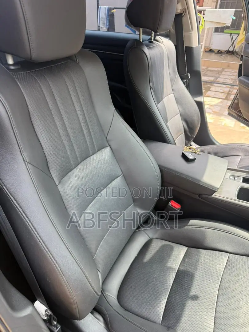 Honda Accord EX-L (2.0L 4cyl Turbo 10A) 2019 Black