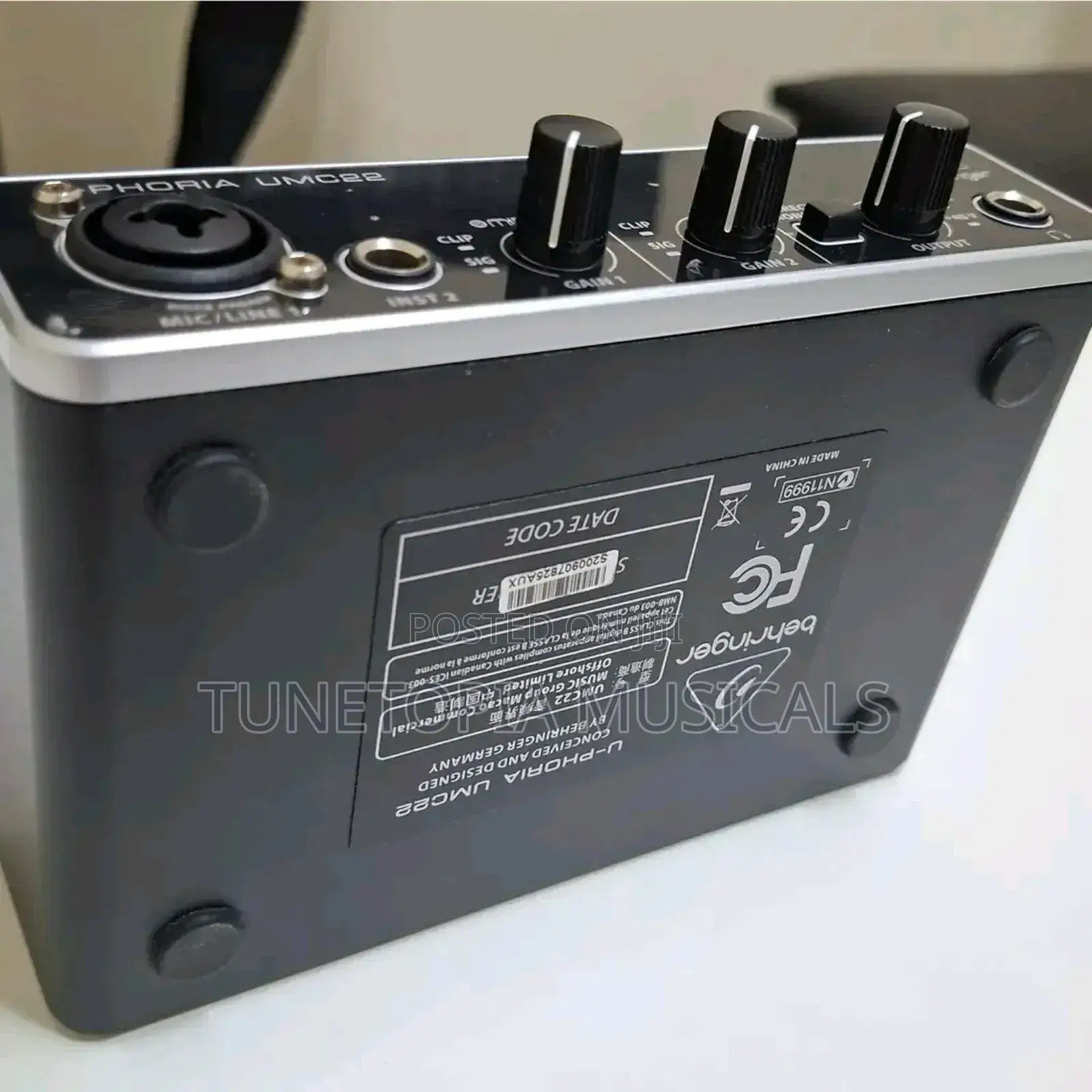 Behringer U-phoria Umc22 Usb Audio Interface.