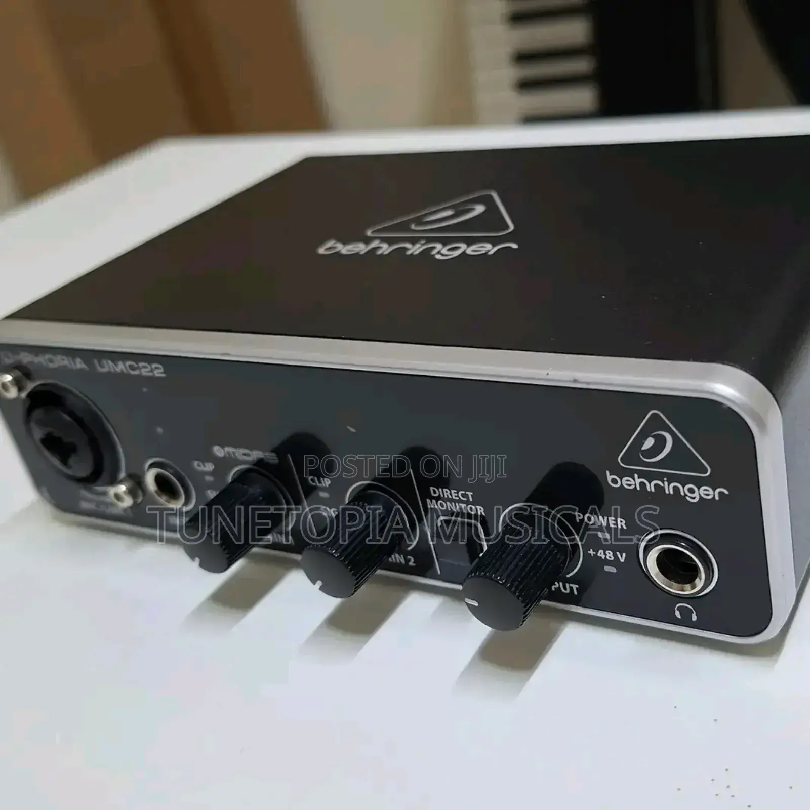 Behringer U-phoria Umc22 Usb Audio Interface.