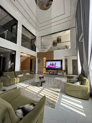7bdrm Mansion in Pillar 2 for sale
