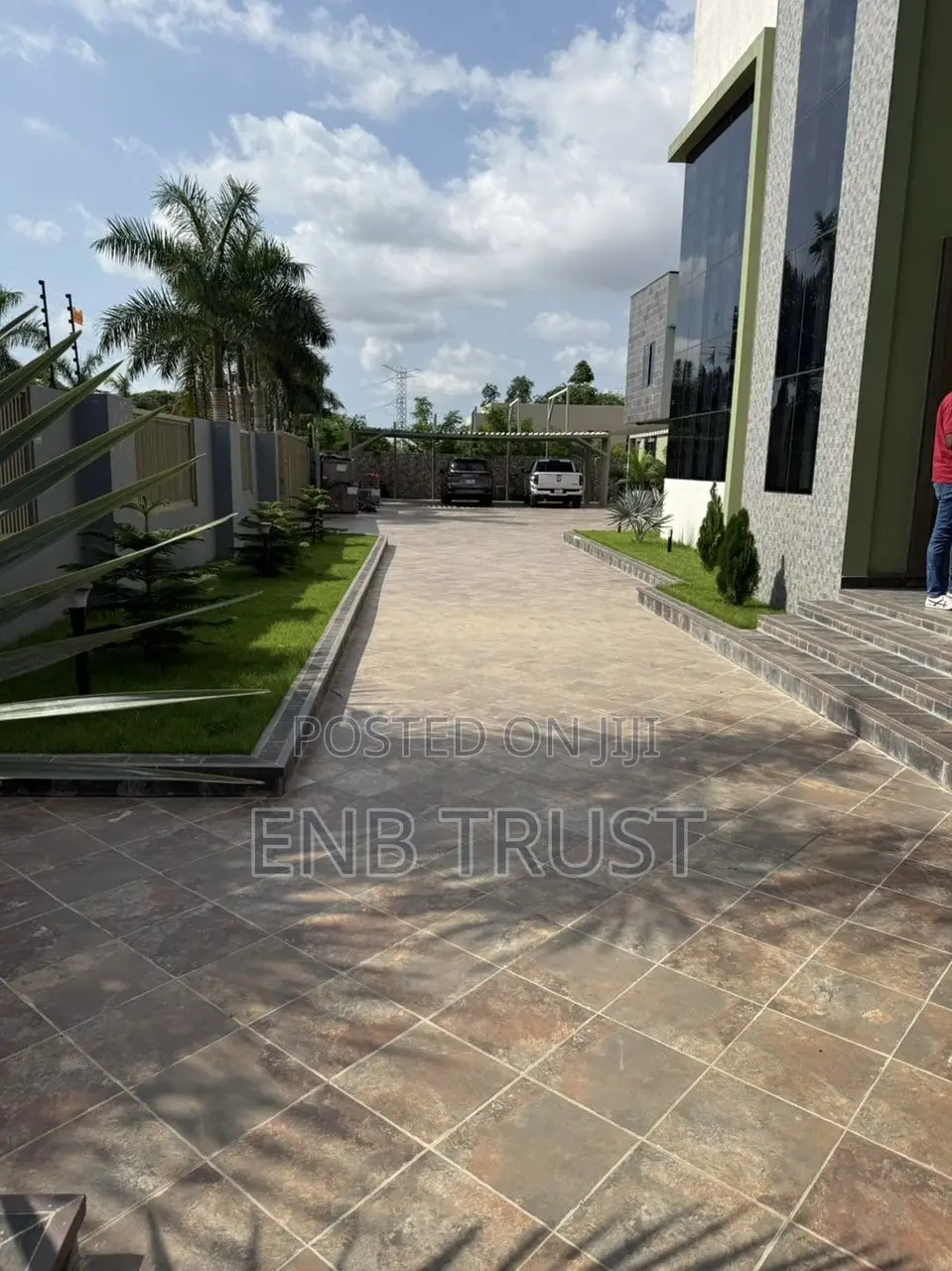 7bdrm Mansion in Pillar 2 for sale