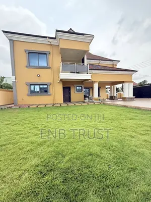 5bdrm Duplex in Lashibi, Baatsona Total for rent