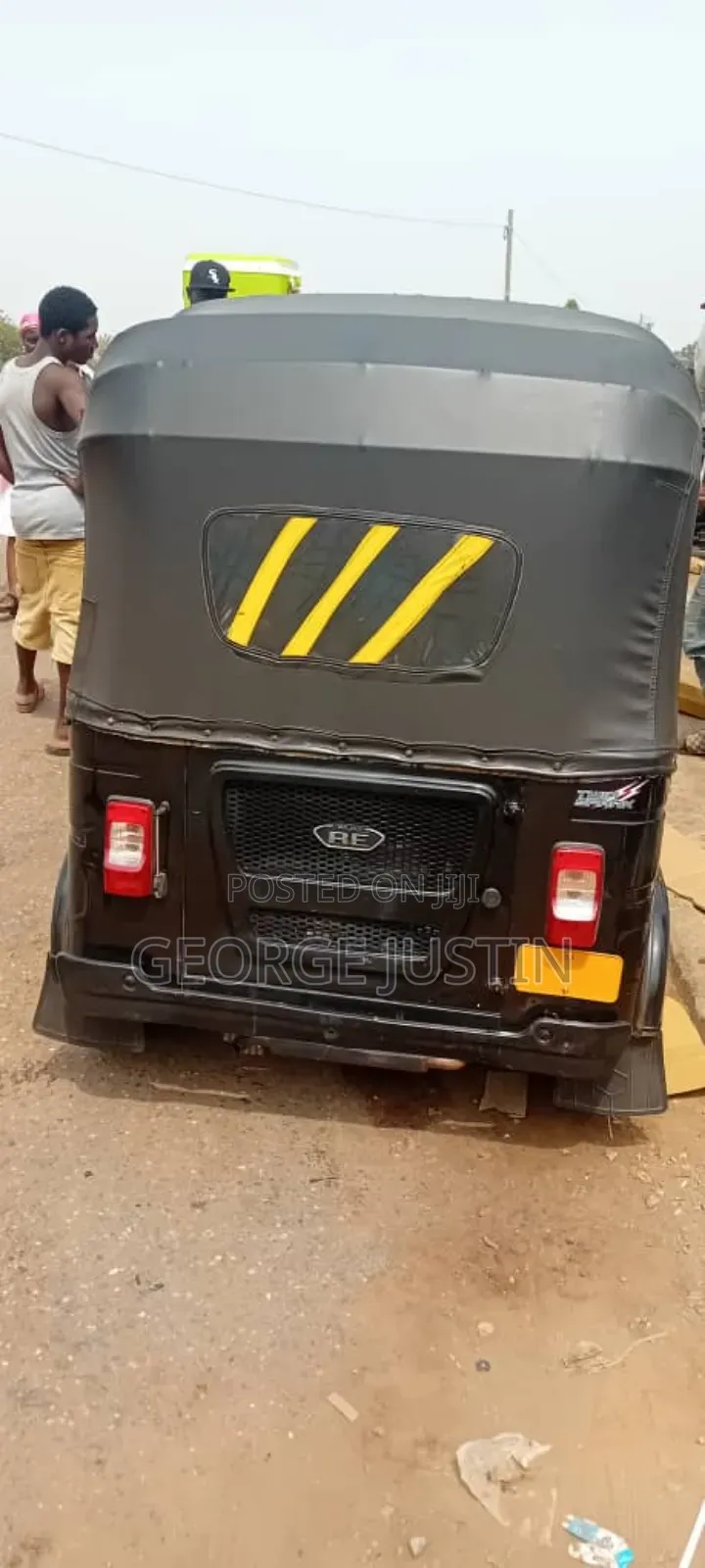 Bajaj RE 2026 Black