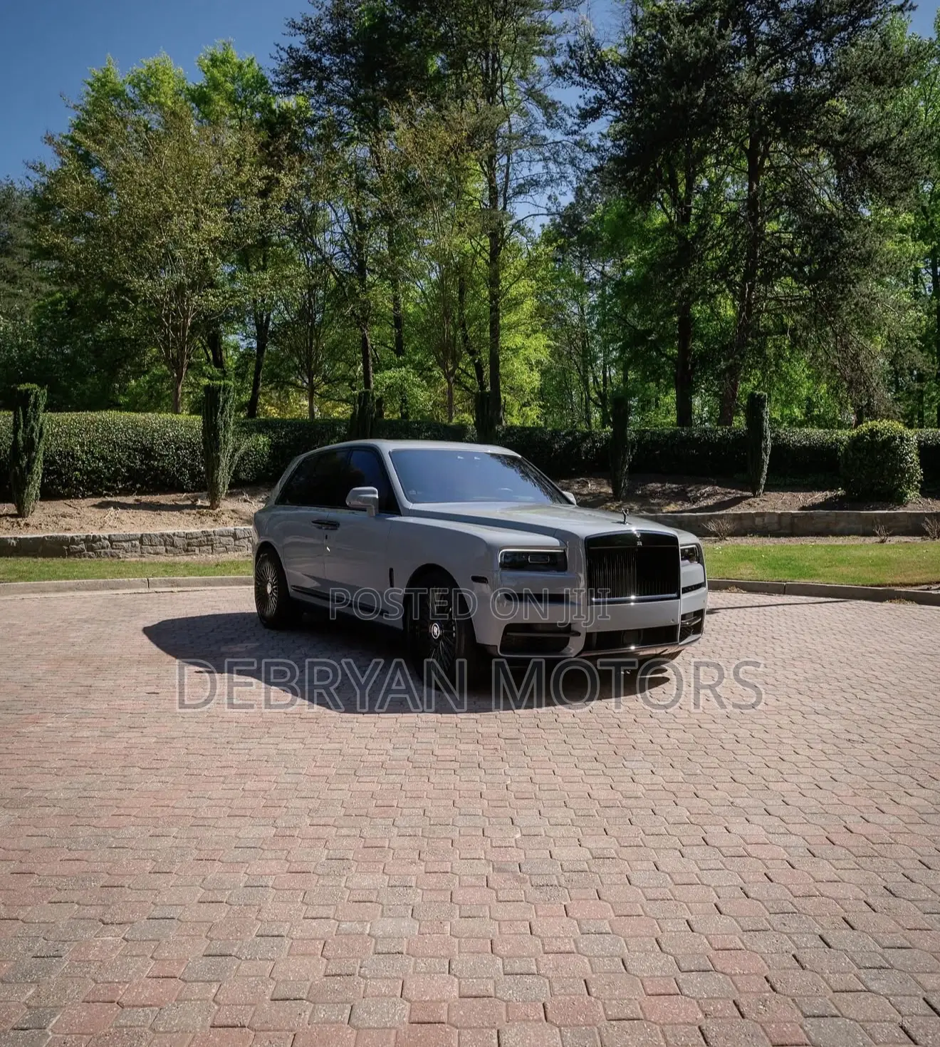 Rolls-Royce Cullinan Black Badge 2022 Gray