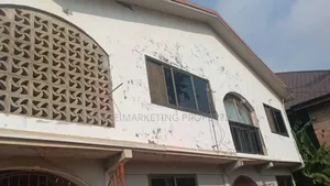 10bdrm House in Fanmilk, Ablekuma for sale
