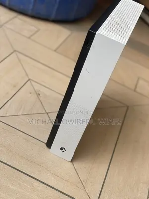 Xbox One S (All Digital Edition)