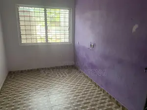 1bdrm House in Mr Kennedy Story, Ga West Municipal for rent