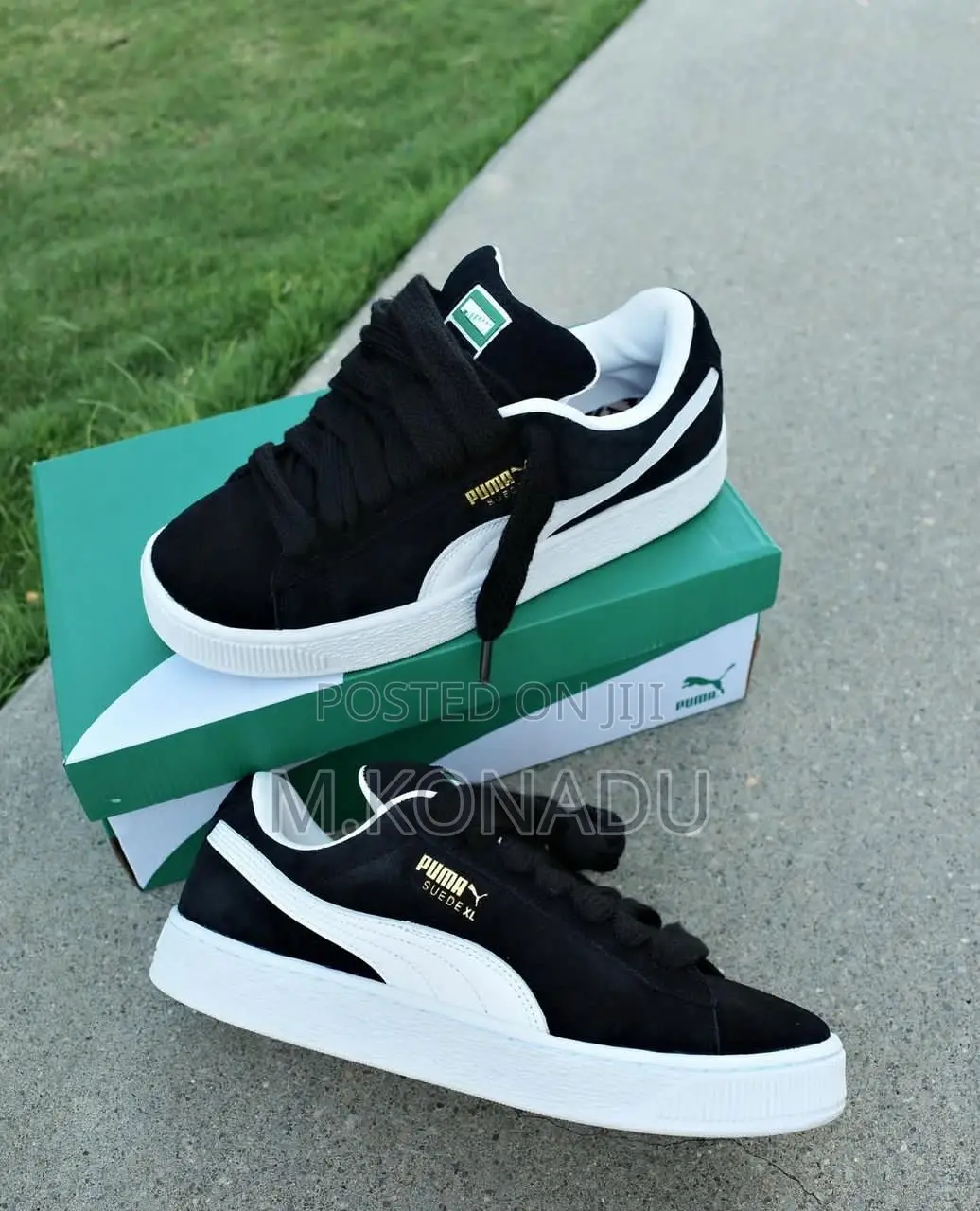 Pair of Puma Suede Xl Big