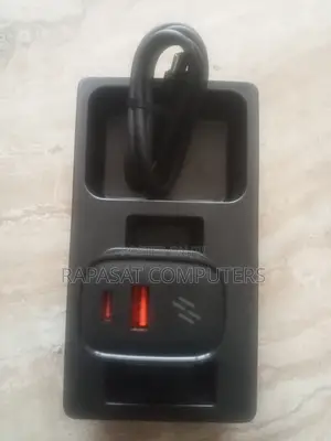 Heatz 20w Chargiing Adapter With Typ C Cable Sa505