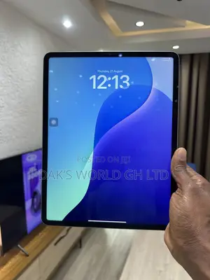 Apple iPad Pro 12.9 (2022) 128 GB Gray