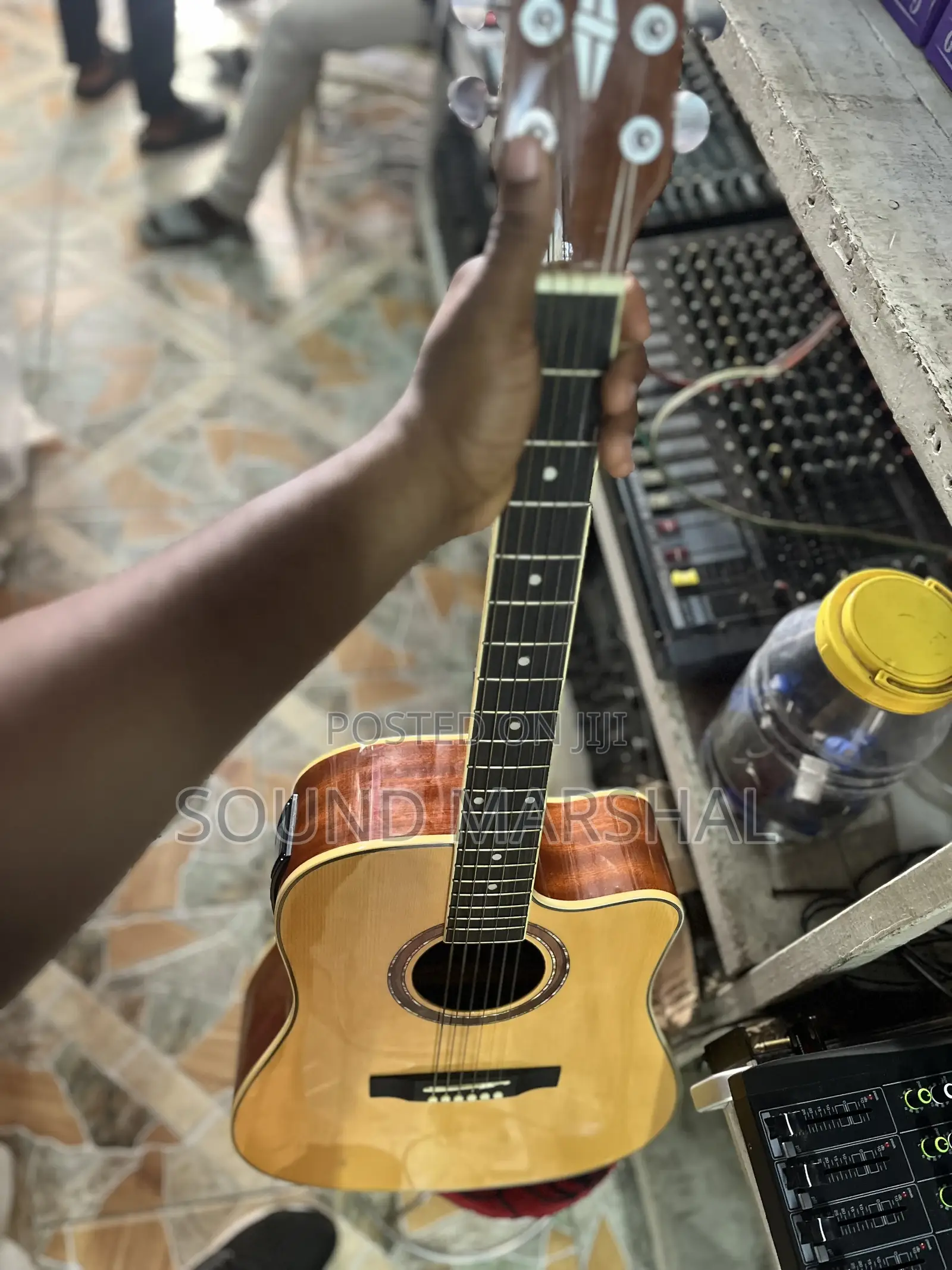 Gibson Acoustic Guitar