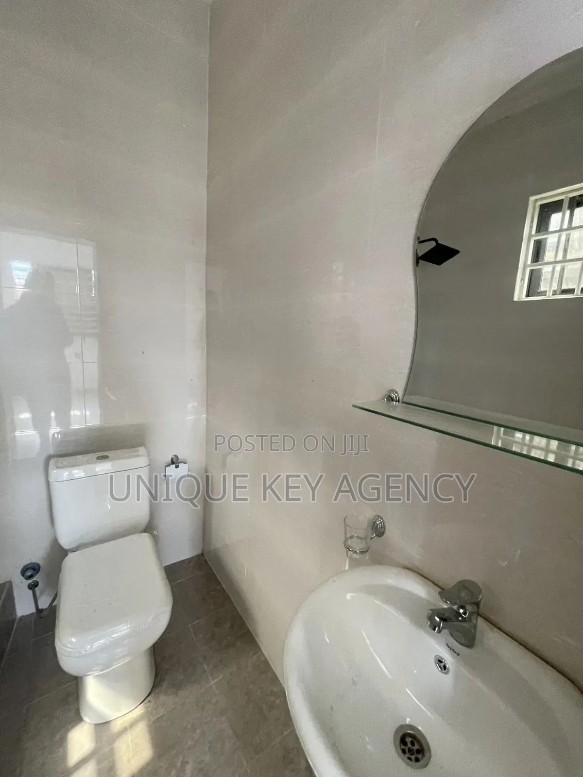 2bdrm Apartment in Unique Key Agency, Teshie for rent