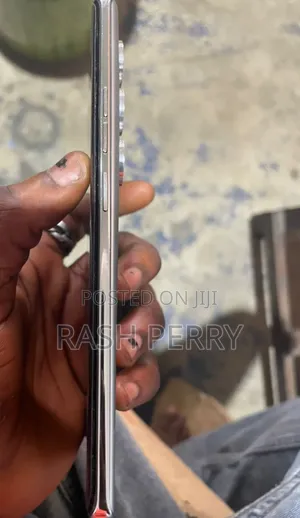 Tecno Camon 40 Pro 4G 256 GB