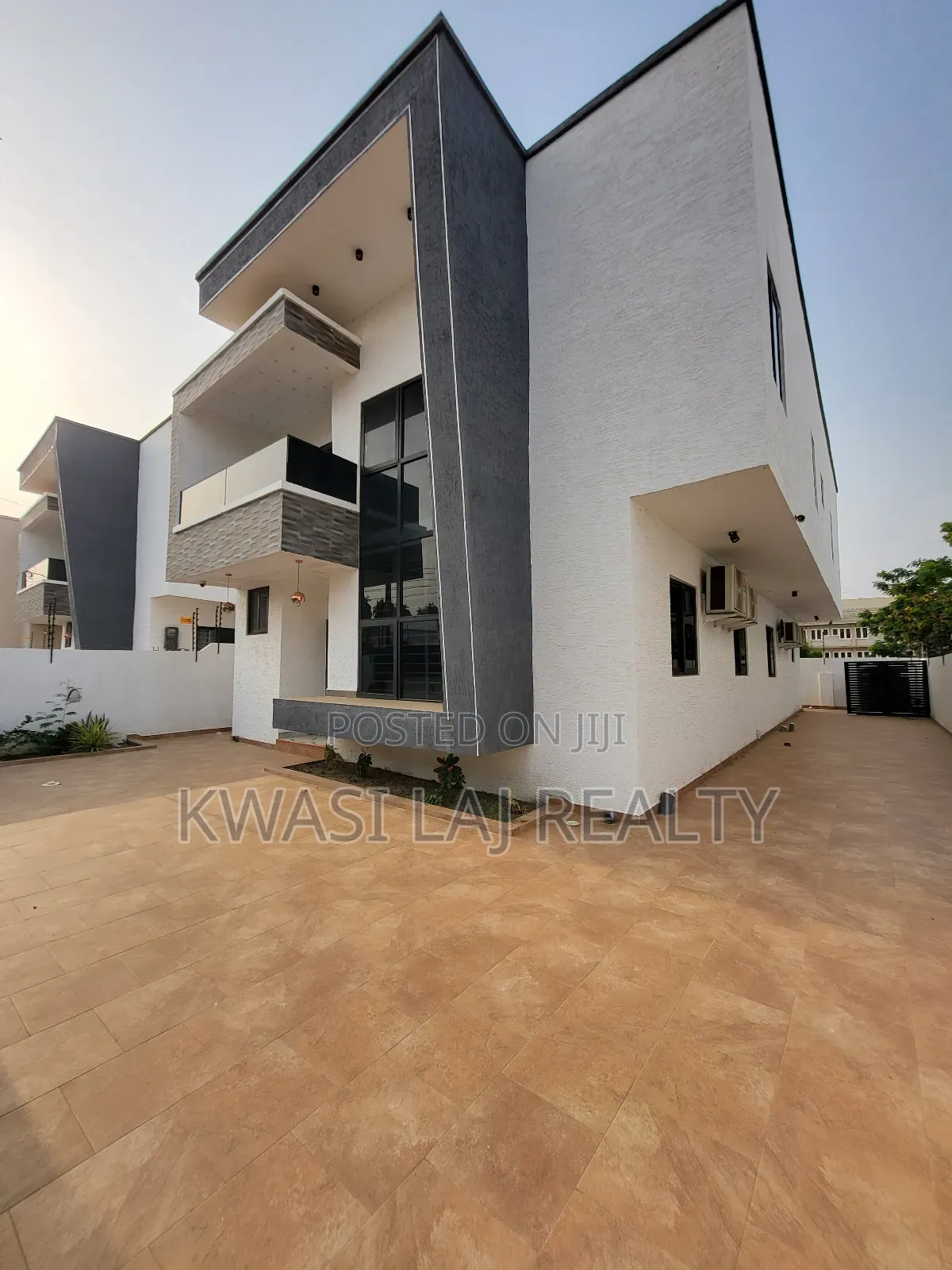 4bdrm House in Spintex for sale