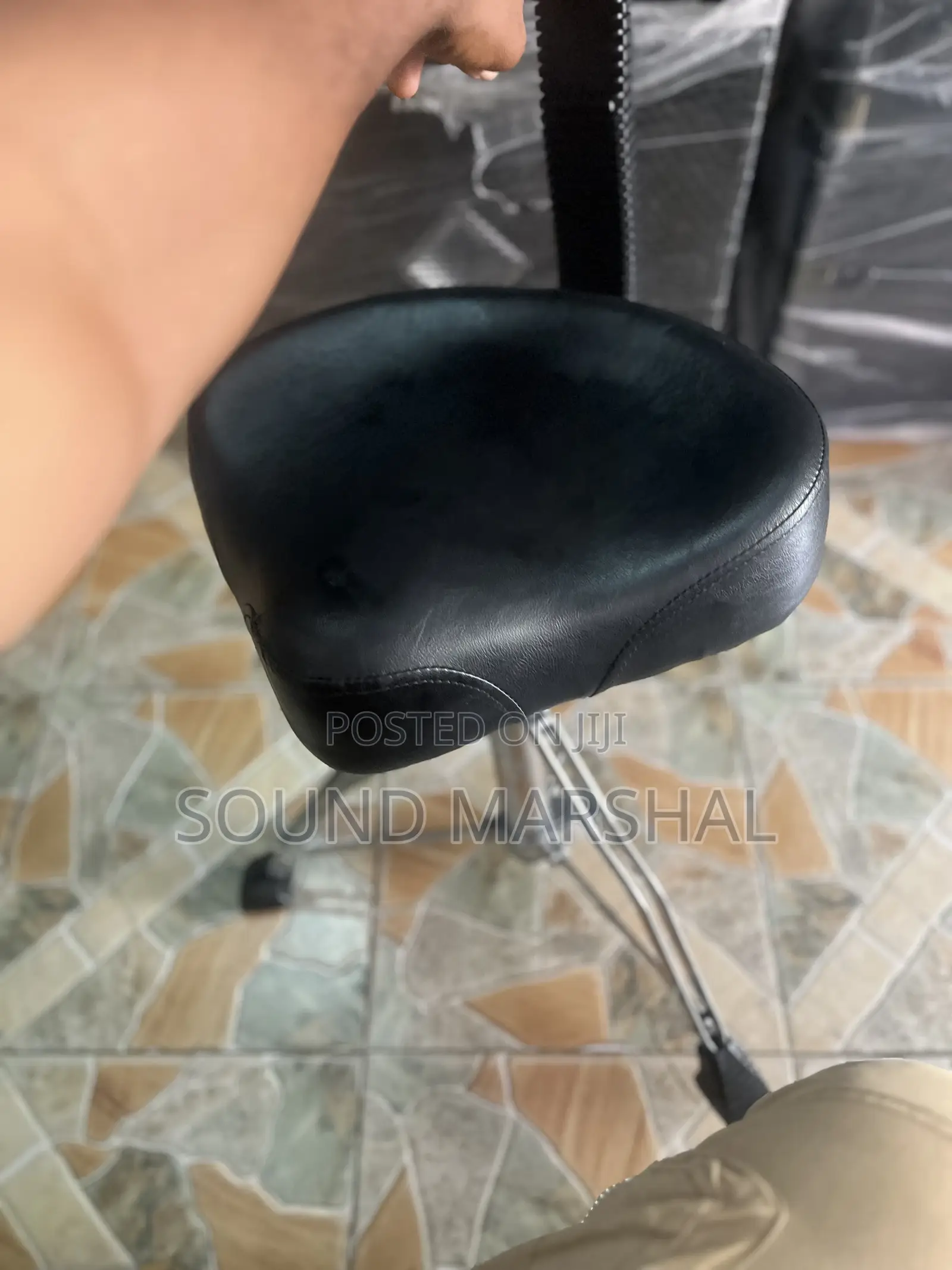 Adjustable Drum Seat With Back Rest