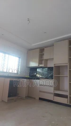 4bdrm House in Lakeside for rent