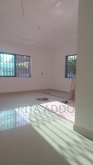 4bdrm House in Lakeside for rent