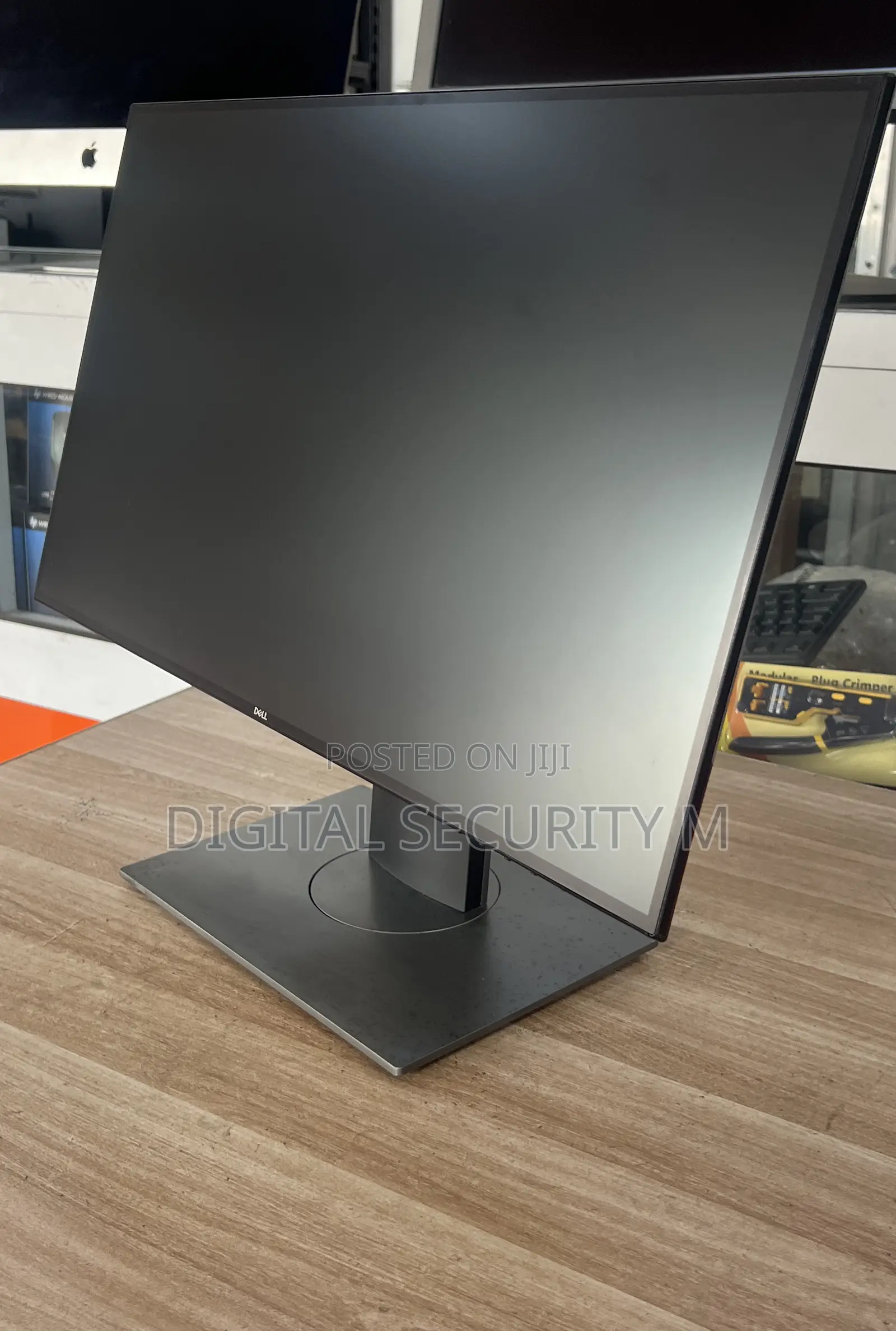 Dell Ultrasharp U2719d - Led Monitor - 27" QHD Wide 1440p.