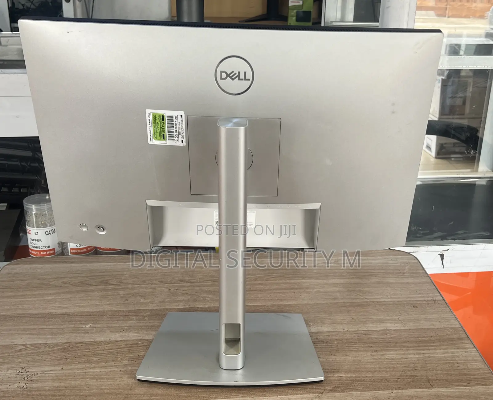 Dell Ultrasharp 24 Usb-C Hub Monitor - U2421e