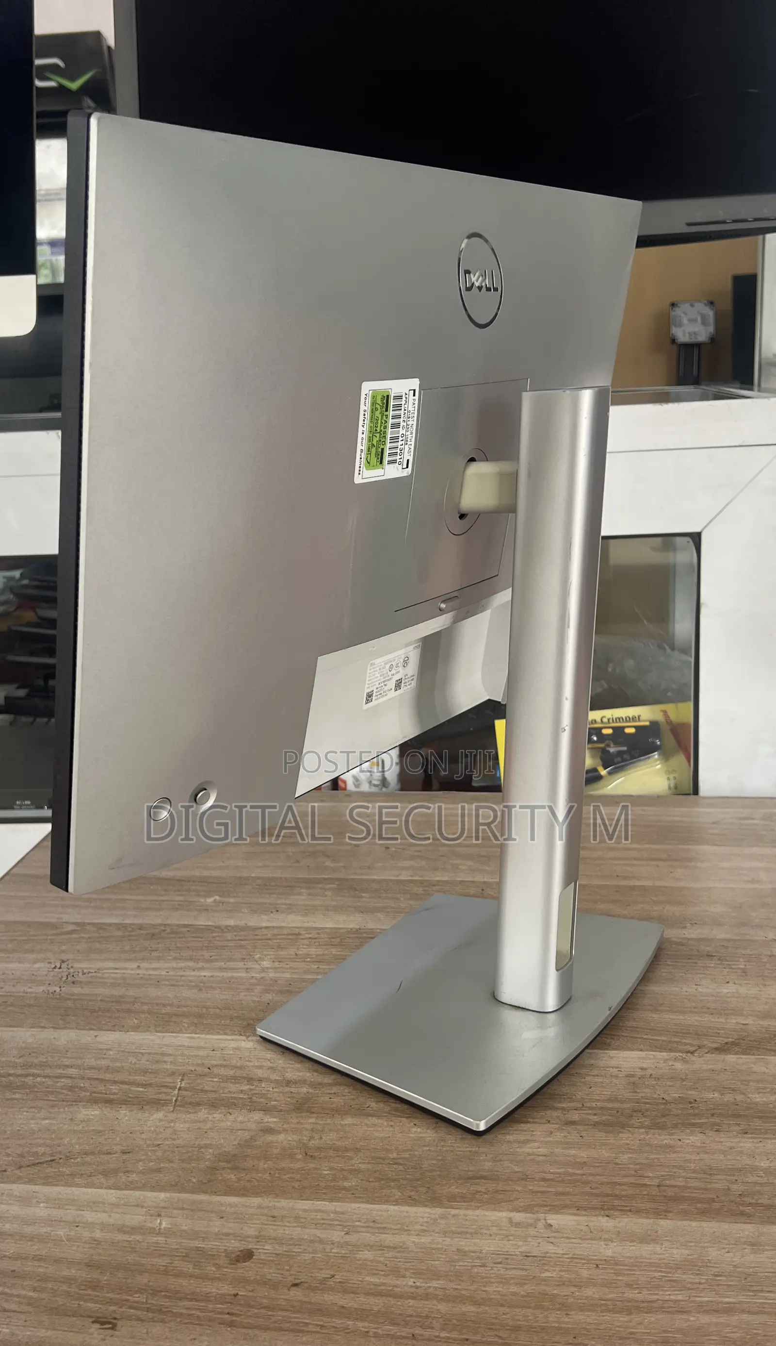 Dell Ultrasharp 24 Usb-C Hub Monitor - U2421e