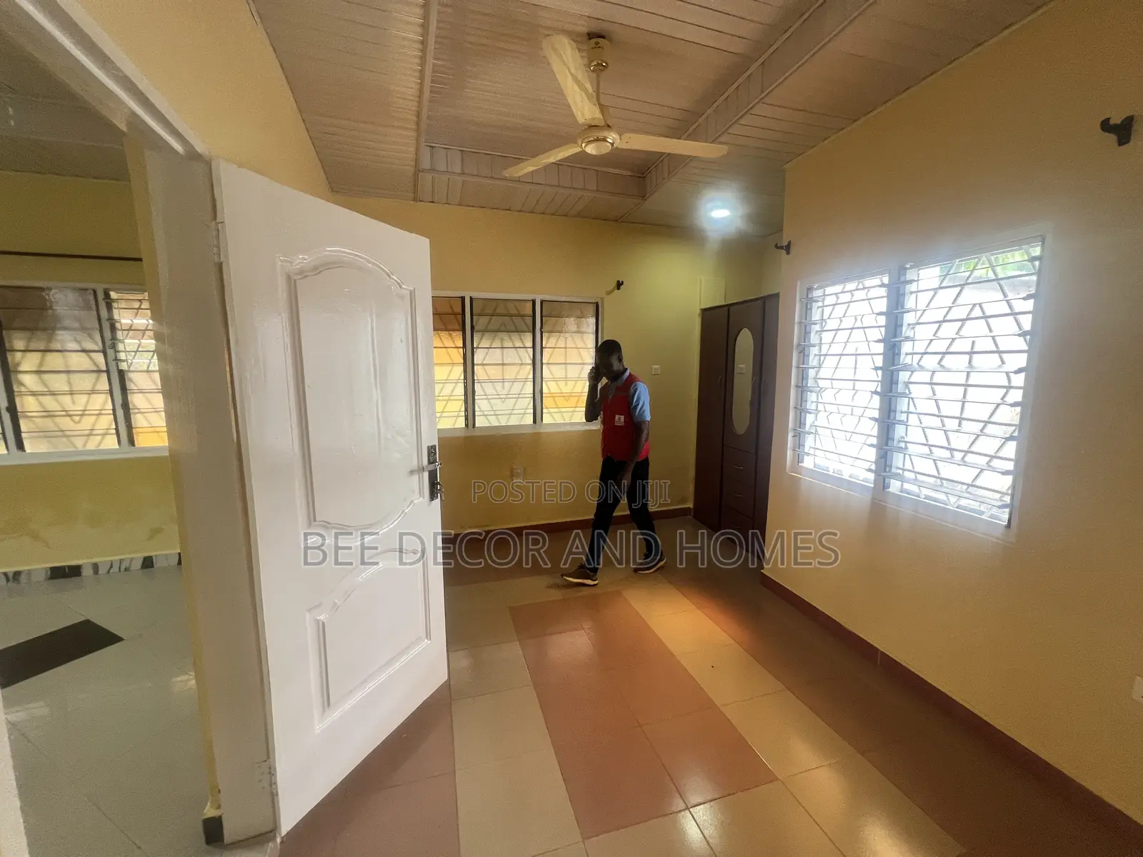 1bdrm Room & Parlour in Silver for rent