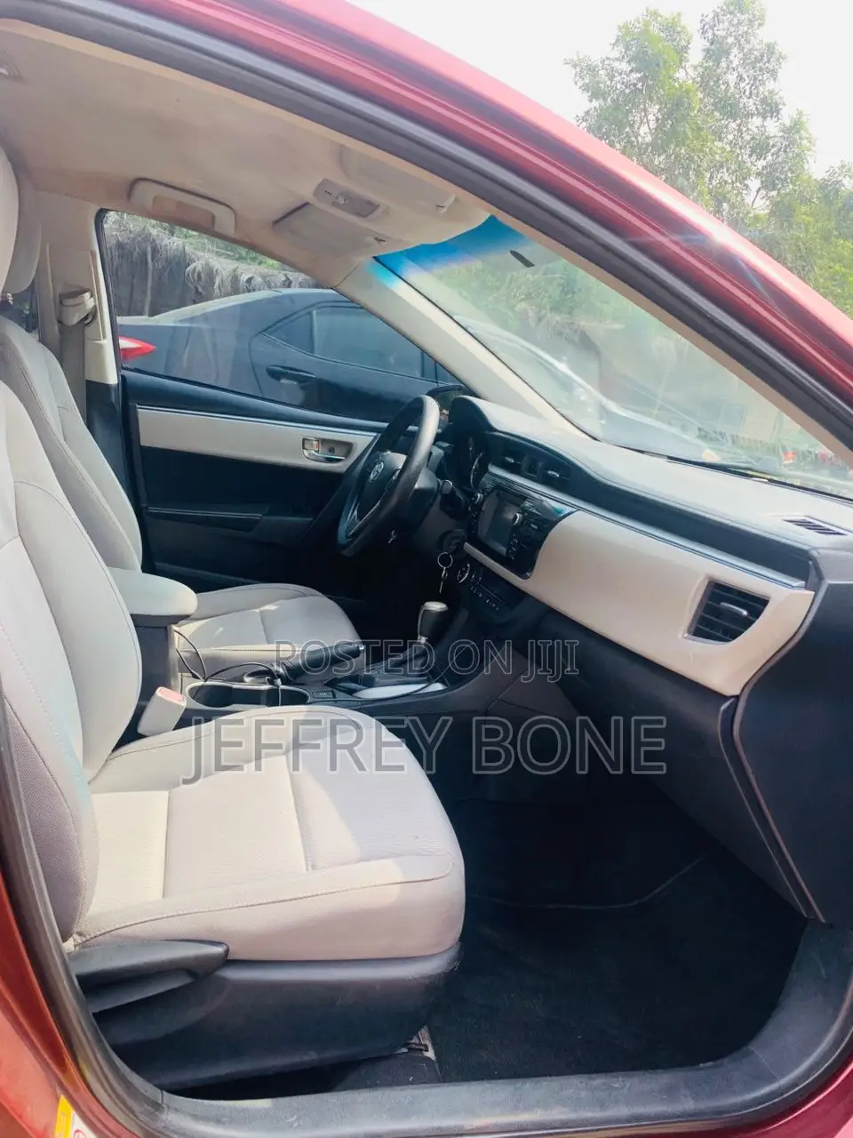 Toyota Corolla LE Eco 4dr Sedan (1.8L 4cyl CVT) 2014 Brown