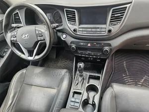 Hyundai Tucson Limited AWD 2016 Black